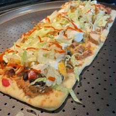Flat bread pizza A picture of Flat bread pizza.