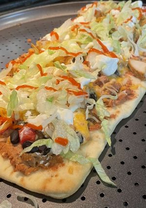 A picture of Flat bread pizza.