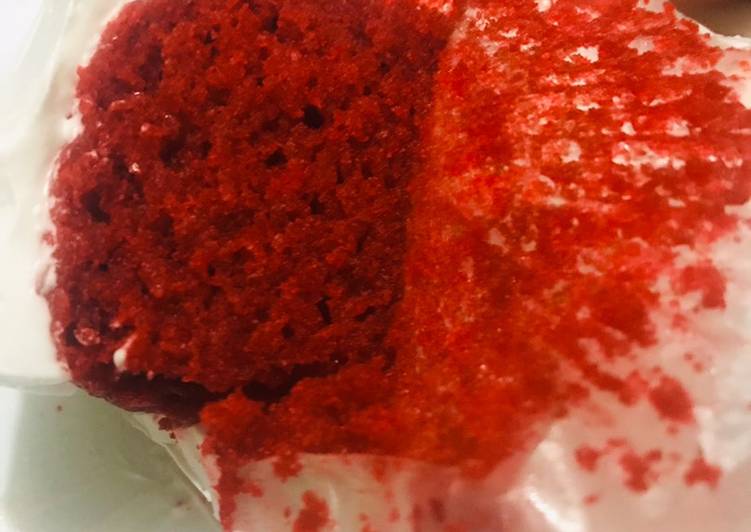 Step-by-Step Guide to Make Favorite Red velvet cupcakes🤤