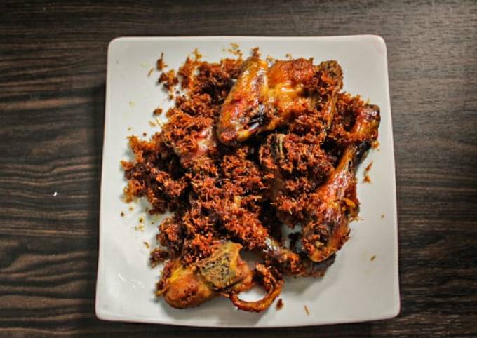 Ayam Goreng Serundeng