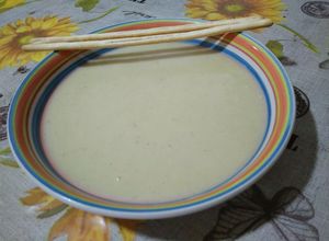 Foto principal de Crema de repollo y patata con thermomix