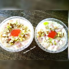 A picture of Lab-e-Shireen.