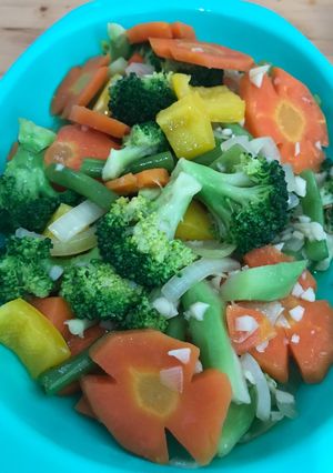 Foto resep Tumis brokoli wortel