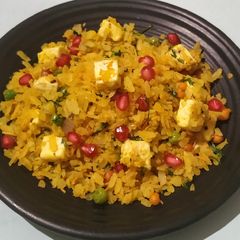 Steamed tofu poha A picture of Steamed tofu poha.