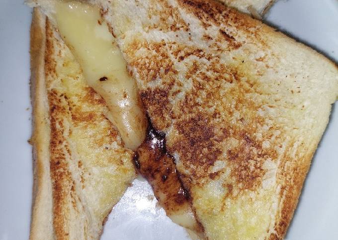 Langkah Mudah untuk Membuat Roti bakar Cokelat Mozarella Anti Gagal