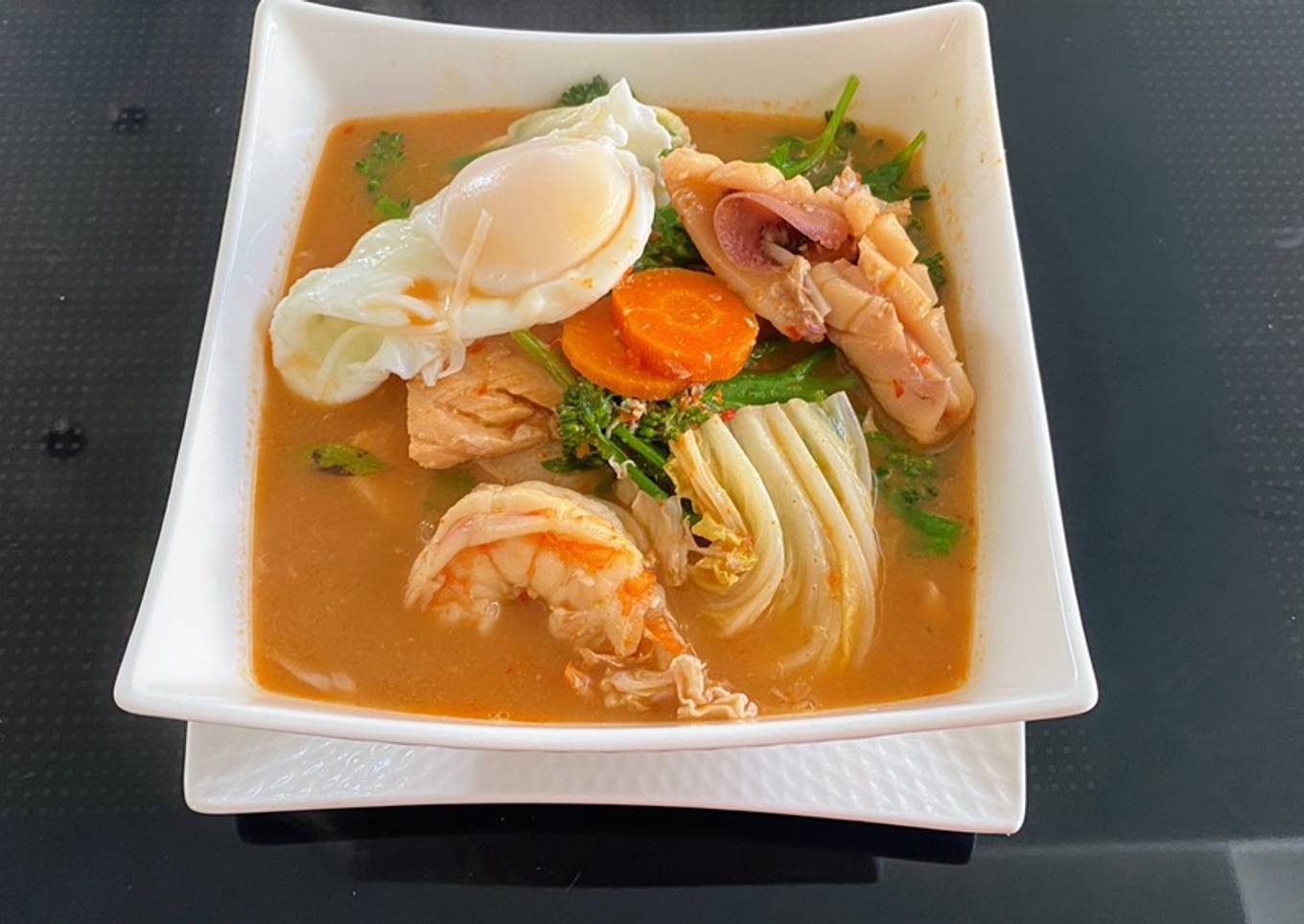 Seafood Egg Noodles with WangZhiHe Soup