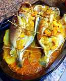 Dorada al horno con langostinos macerados y patatas guisadas