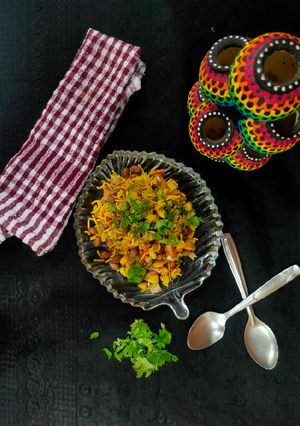 કોર્ન પિનટ ચાટ (Corn Peanut Chaat Recipe In Gujarati) રેસીપી મુખ્ય ફોટો