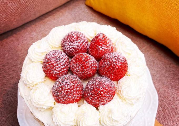 草莓鮮奶油蛋糕 食譜成品照片