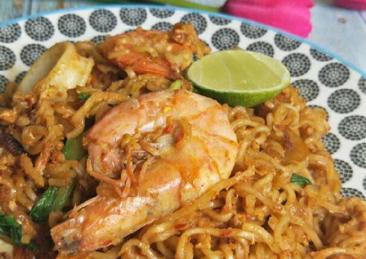 Kaedah paling mudah untuk Masak Maggi Goreng Sempurna