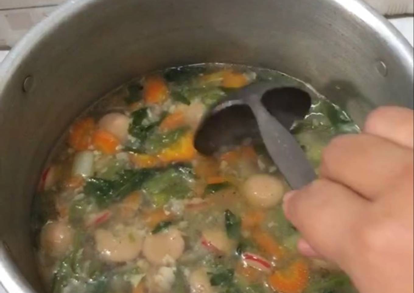 Sop ayam & sosis 😊