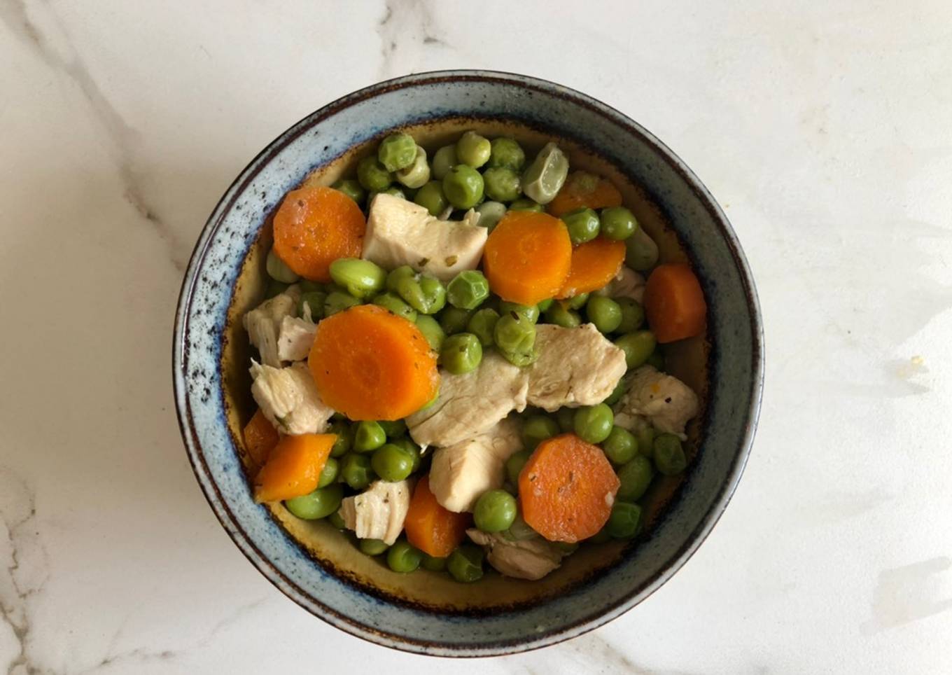 "Busy Mom"  Quick and easy Pea, Carrot & Chicken Stew (vegan friendly)