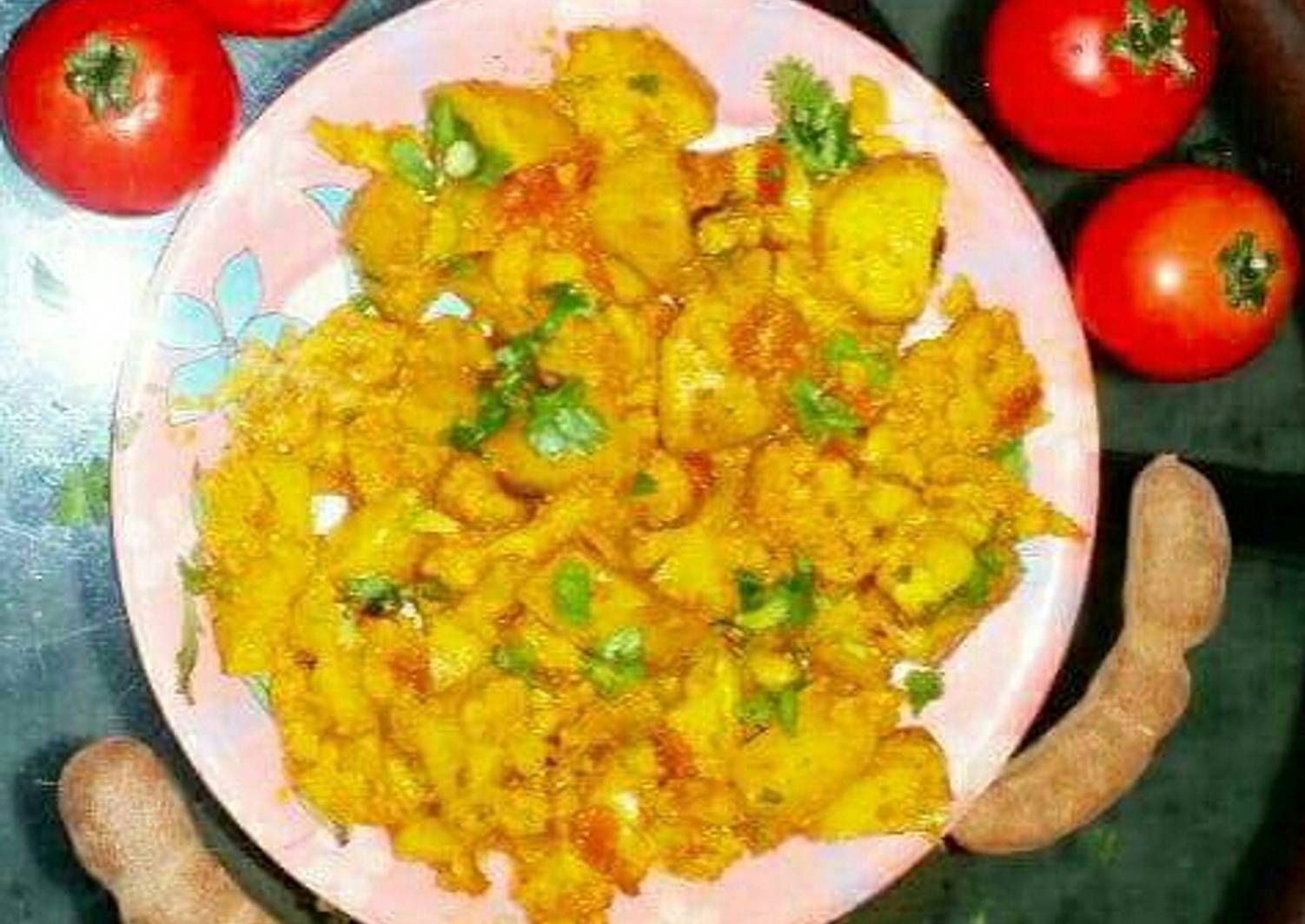 Aalu Gobhi in Pressure Cooker Recipe by Nisha Mehta - Cookpad