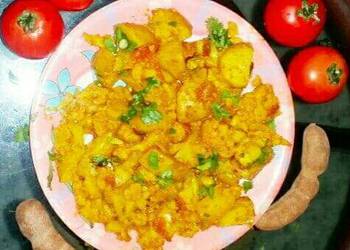 Easiest Way to Recipe Delicious Aalu Gobhi in Pressure Cooker