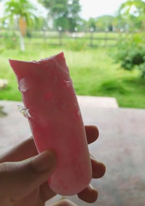 Una foto de Boli de Kola con Leche 🤤