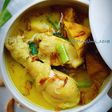 Opor ayam bumbu kuning