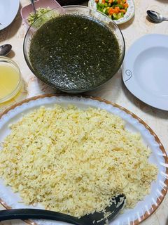 صورة لوصفة ملوخيه مع الارز والدجاج