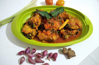 Anti Ribet, Memasak Ayam Bumbu Rempah Kemangi Enak Terbaru