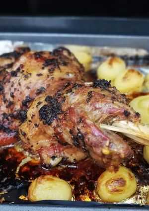 Una foto de Pierna de cordero al horno fácil