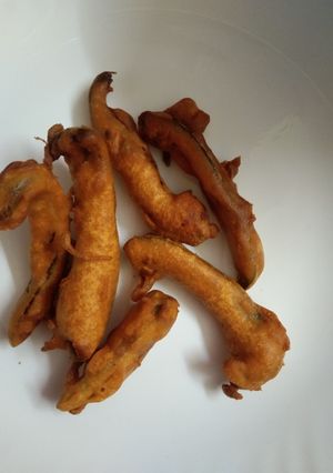 குடைமிளகாய் பஜ்ஜி(capsicum bajji recipe in tamil) செய்முறை முக்கிய புகைப்படம்