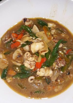Foto resep Tumis cumi pedas cabe ijo😂😙😋😥