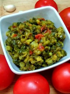 (பாவக்காய் பொரியல்) Pavakkai Poriyal செய்முறை முக்கிய புகைப்படம்