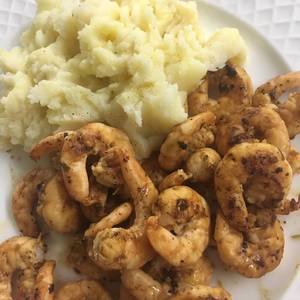 Camarones al ajillo con estragón