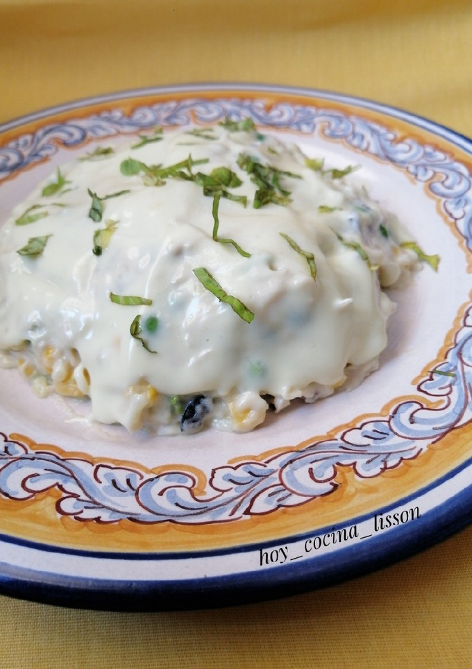 Una foto de Ensalada de pollo