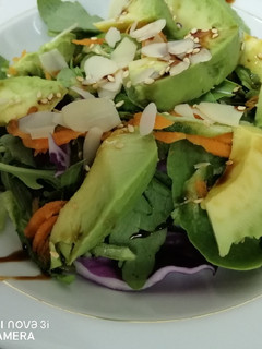 A picture of Evergreen Salad.