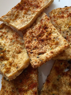 Una foto de Chips de tofu