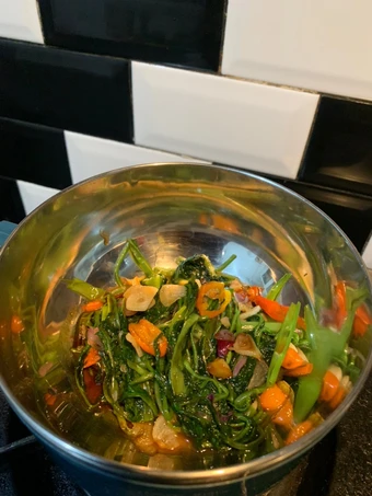 Langkah Mudah untuk Menyiapkan Resep Tumis Kangkung Saus Tiram yang Enak Banget Anti Ribet, Sempurna