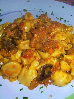 Foto di Fagottini ripieni di Porcini con Salsiccia, Funghi e Pomodorini