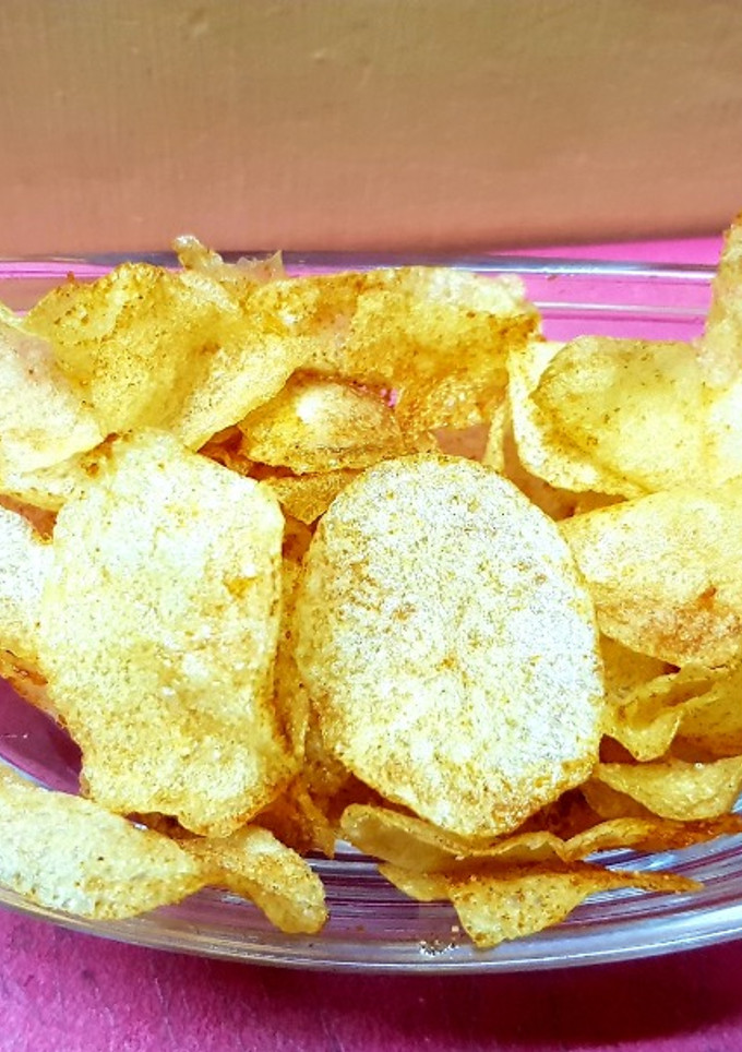 உருளைக்கிழங்கு மொரு மொரு சிப்ஸ் செய்முறை முக்கிய புகைப்படம்