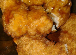 Una foto de Buñuelos con miel de caña