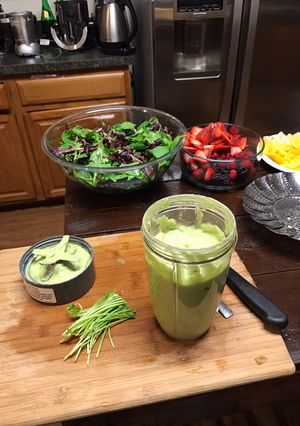 A picture of Alkaline - Avocado Salad Dressing.