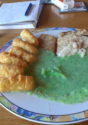 Brokkoli pürés hal recept fotója