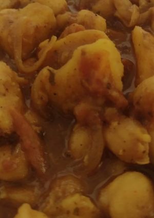 আলু ছোলে (Aloo chole recipe in Bengali) রেসিপির প্রধান ছবি