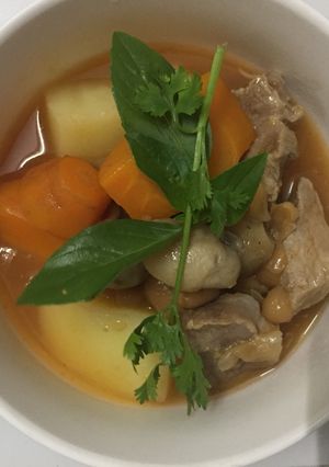 Hình của món Thịt hầm.