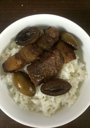 Hình của món Thịt lợn kho quả Trám.