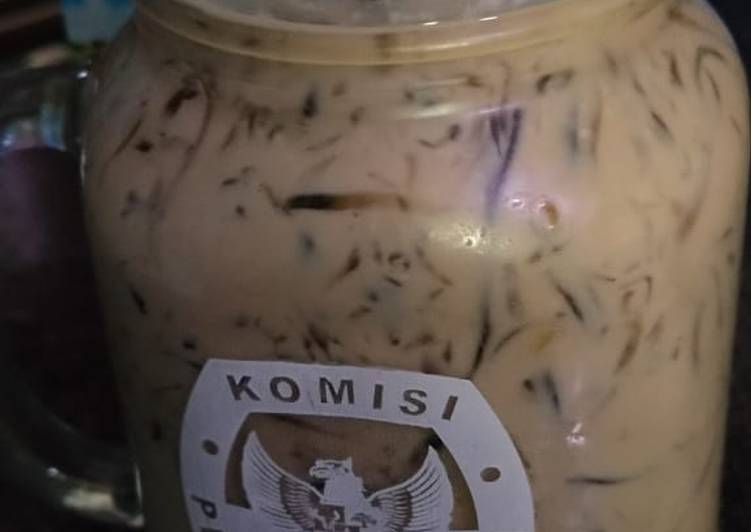 17. Cincau Susu Gula Aren