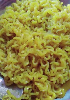 A picture of Boiled Maggi.