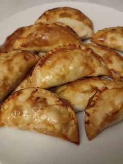 Una foto de Empanadillas de carne al horno