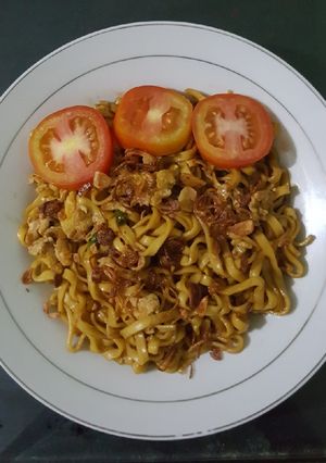 Foto resep Mie goreng pedas manis 🍲🌶