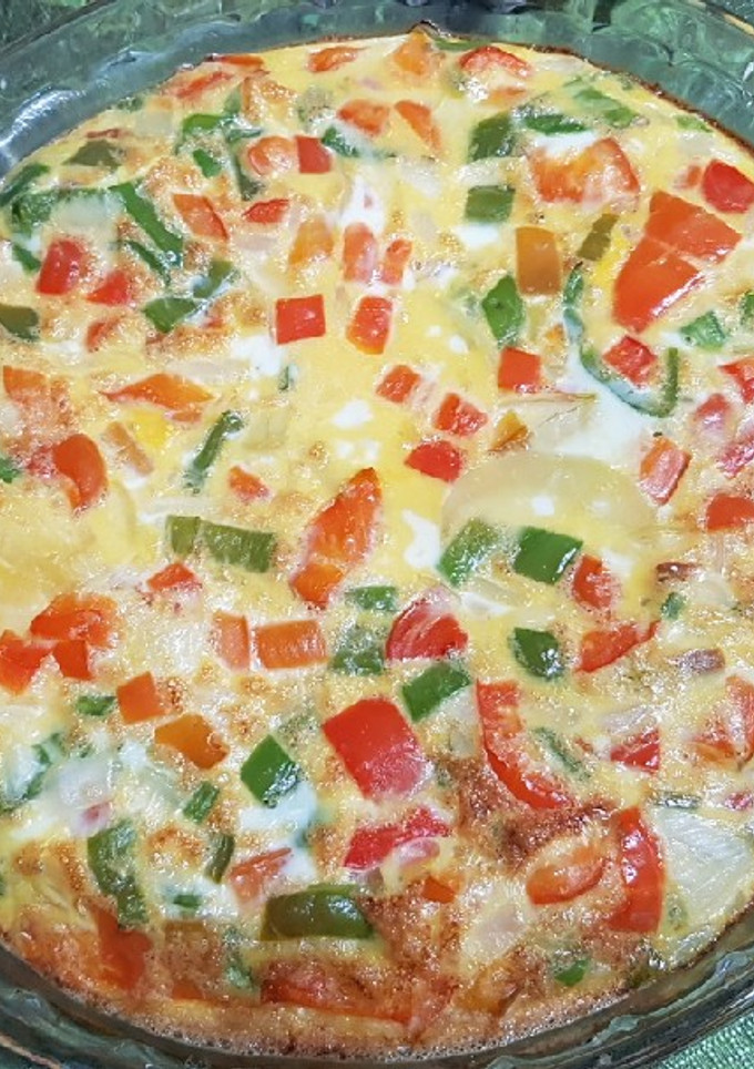 Una foto de Tortilla de patata ligera con pimientos