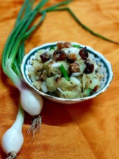 গ্রীন অনিয়ন দিয়ে আলু ভর্তা (aloo bhorta with green onion) রেসিপির প্রধান ছবি
