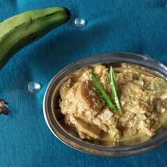A picture of Raw banana ki dahi waalisabji.