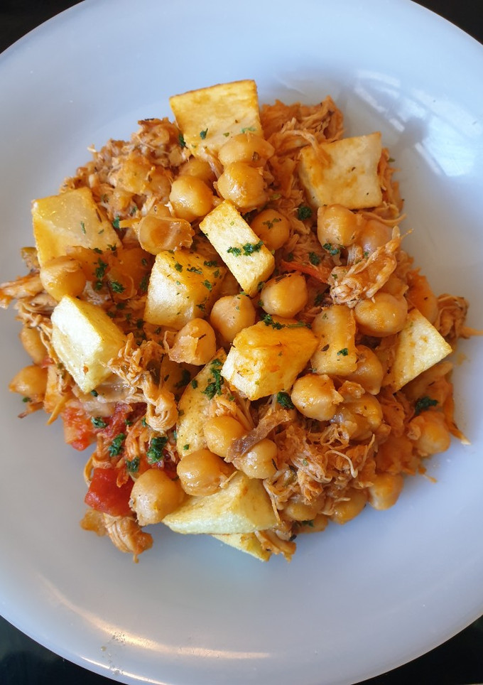 Una foto de Ropa vieja al estilo canario