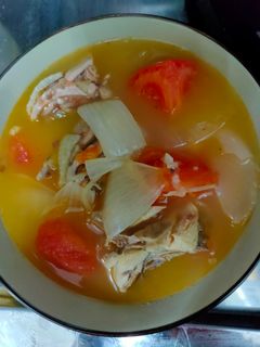 番茄洋蔥雞湯 的食譜成品照片