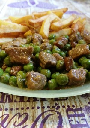 Brassói zöldborsóval 😋🍟 recept fotója