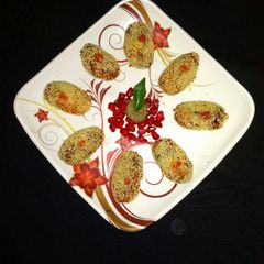 A picture of Harabhara bread roll.